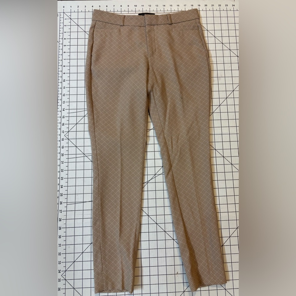 Banana Republic women’s Size 0 Tan Sloan‎ Curvy Fit Trouser Pants